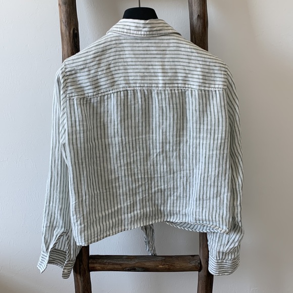 H&M Linen Cropped Front Knot Button Down Shirt White and Green Striped / Size XS - Picture 6 of 7